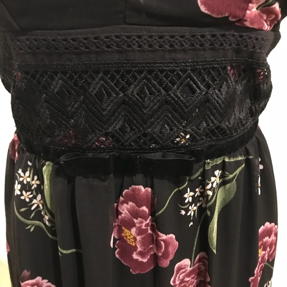 SHIFT Black Floral Maxi Dress - Picture 3 of 6